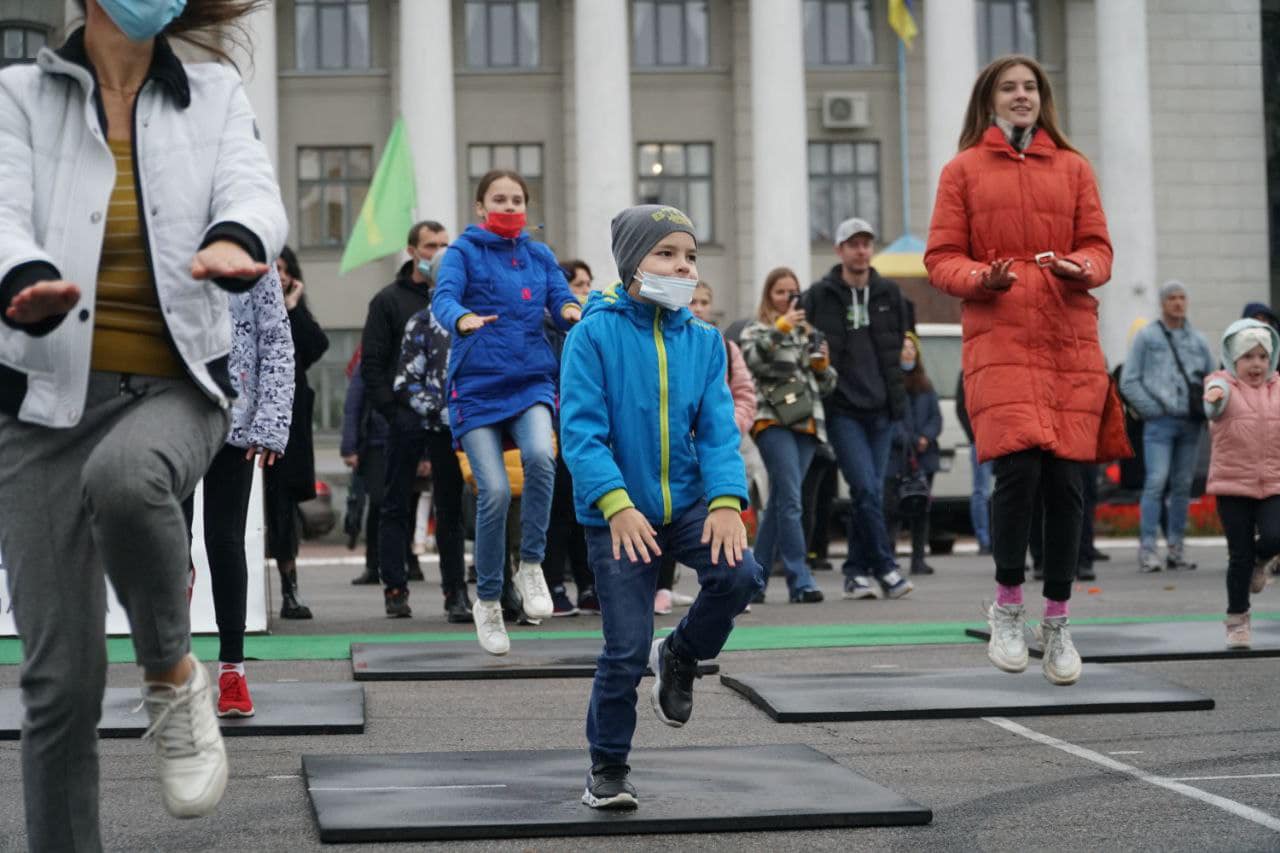 На Херсонщине самые сильные спортсмены Украины во главе с Василием Вирастюком провели открытую тренировку 